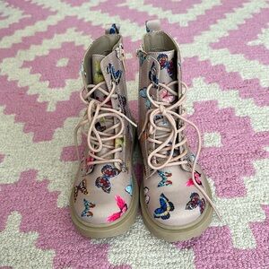 Steve Madden-girl butterfly lug sole boot